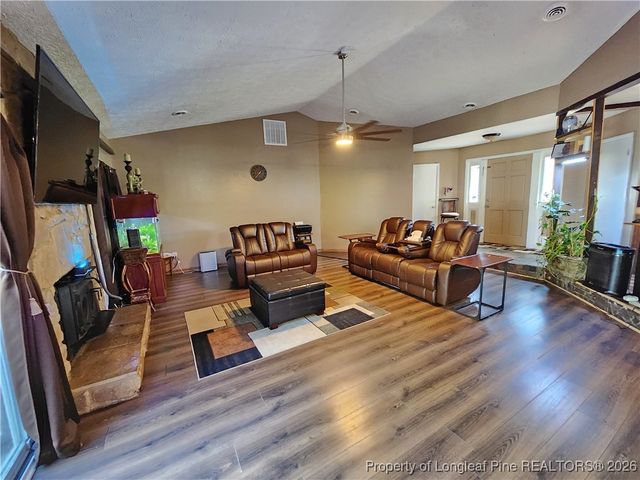 6804 Timbercroft Lane, Fayetteville, NC 28314