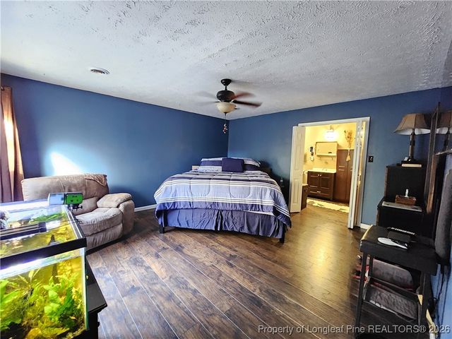 6804 Timbercroft Lane, Fayetteville, NC 28314