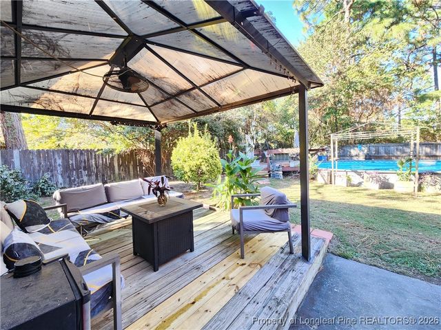 6804 Timbercroft Lane, Fayetteville, NC 28314