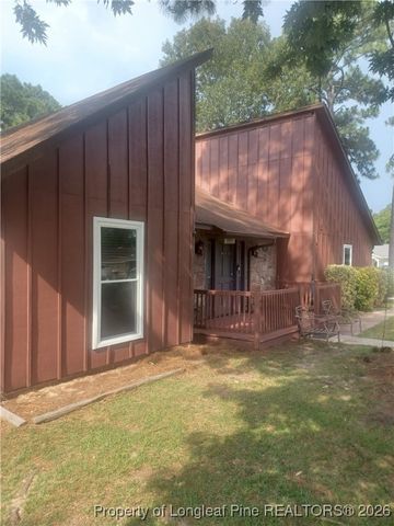 6804 Timbercroft Lane, Fayetteville, NC 28314