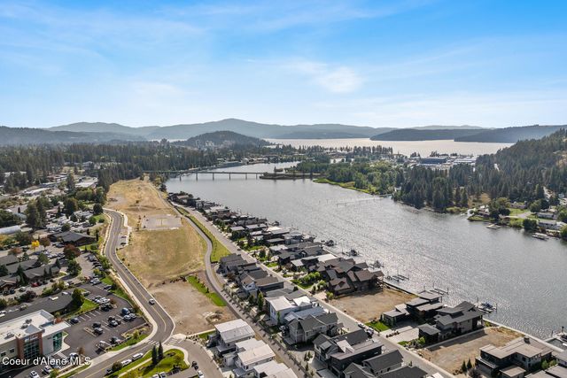 1595 W Bellerive LN, Coeur D'alene, ID 83814