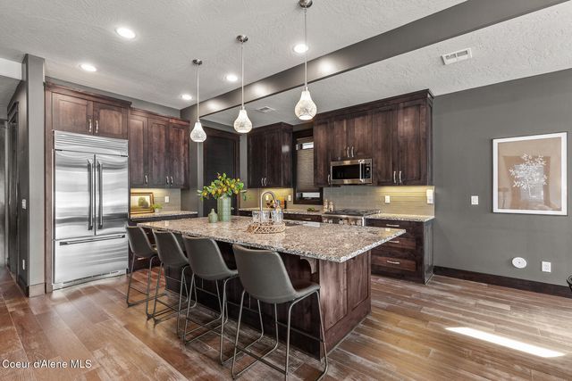 1595 W Bellerive LN, Coeur D'alene, ID 83814