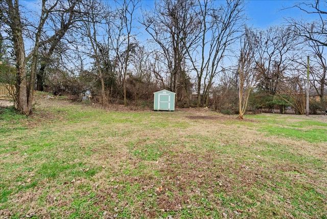 1226 Cedar St, Clarksville, TN 37040