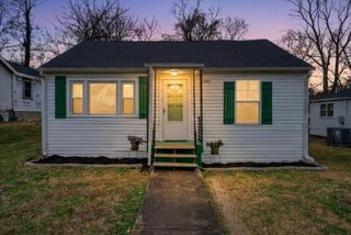 1226 Cedar St, Clarksville, TN 37040