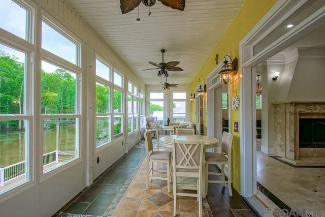 23022 Chene Blanc Ln, Maurepas, LA 70449