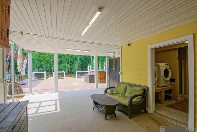 23022 Chene Blanc Ln, Maurepas, LA 70449