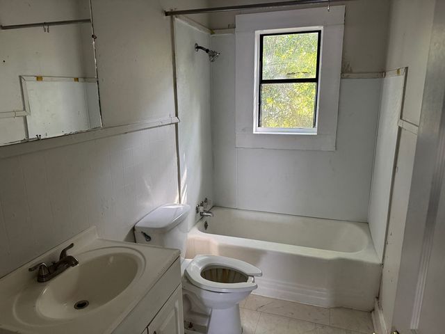 1004 E Lafayette St, Dothan, AL 36301