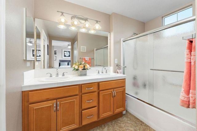 54 Via Sovana, Santee, CA 92071