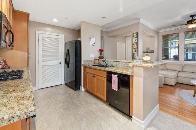 54 Via Sovana, Santee, CA 92071