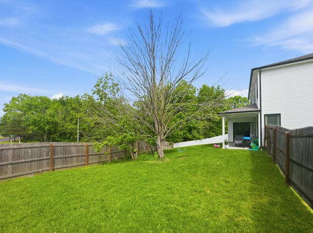 3201 CRESTWOOD LN, Columbia, MO 65203