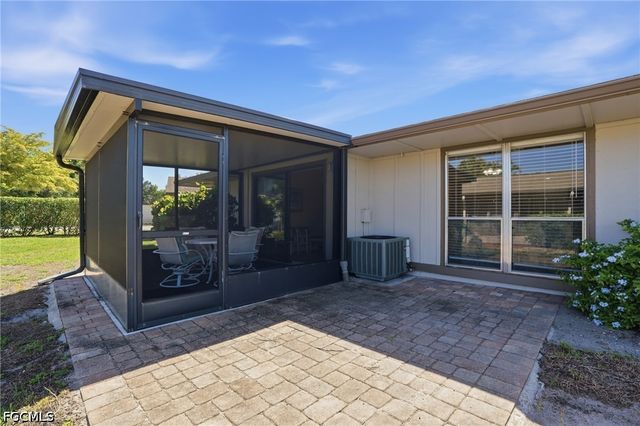 4289 Island CIR 1, Fort Myers, FL 33919