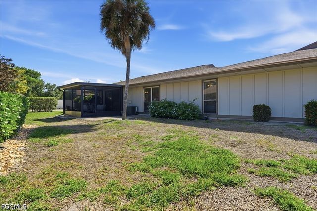 4289 Island CIR 1, Fort Myers, FL 33919
