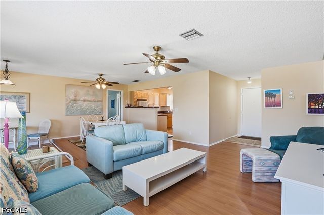 4289 Island CIR 1, Fort Myers, FL 33919