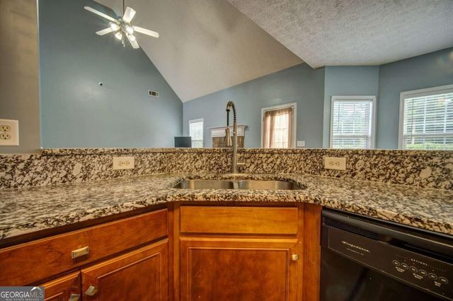249 Hedgewood Drive, Hampton, GA 30228