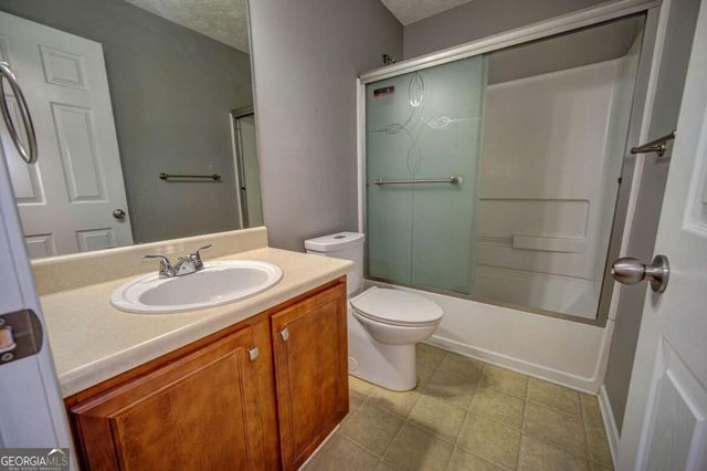 249 Hedgewood Drive, Hampton, GA 30228
