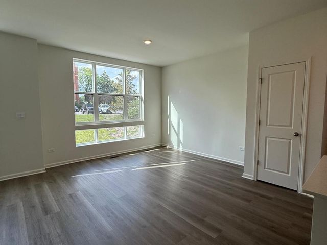 347 Summit Circle, Lombard, IL 60148