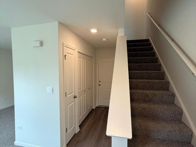 347 Summit Circle, Lombard, IL 60148