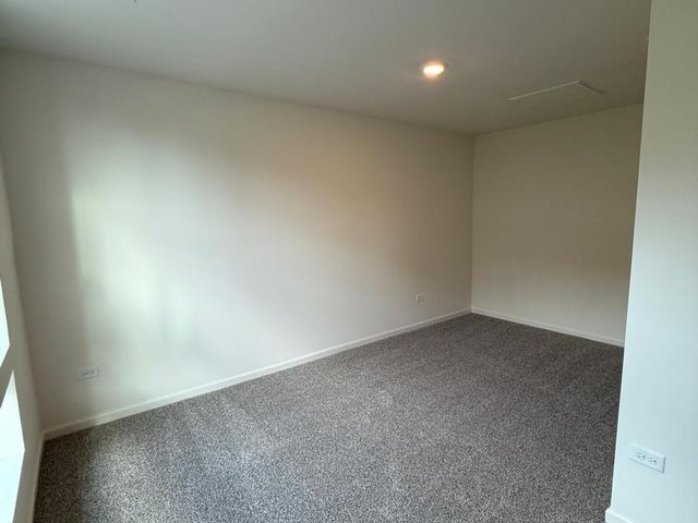 347 Summit Circle, Lombard, IL 60148