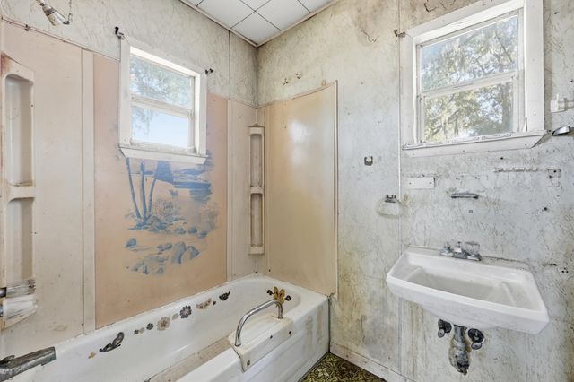 9 Masters Dr, St Augustine, FL 32084