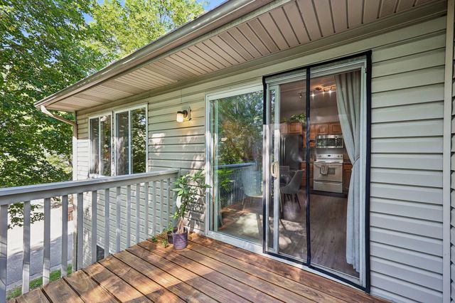 7249 32nd Avenue N, Crystal, MN 55427