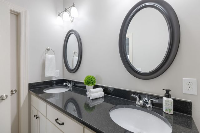 600 Twin Oak Dr, Murfreesboro, TN 37130