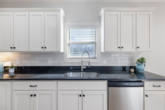 600 Twin Oak Dr, Murfreesboro, TN 37130