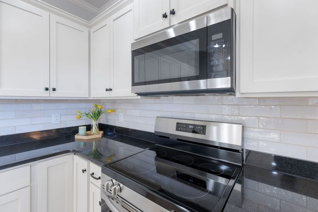 600 Twin Oak Dr, Murfreesboro, TN 37130