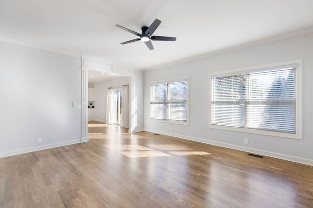 600 Twin Oak Dr, Murfreesboro, TN 37130