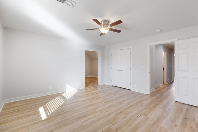 600 Twin Oak Dr, Murfreesboro, TN 37130