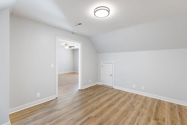 600 Twin Oak Dr, Murfreesboro, TN 37130