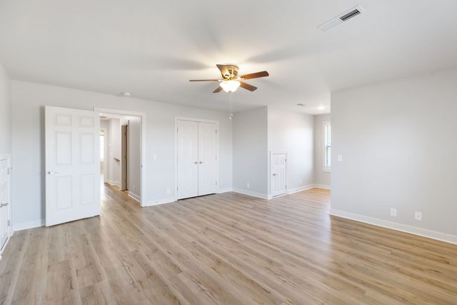 600 Twin Oak Dr, Murfreesboro, TN 37130