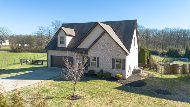 600 Twin Oak Dr, Murfreesboro, TN 37130