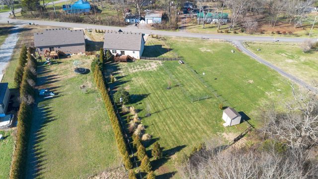 600 Twin Oak Dr, Murfreesboro, TN 37130