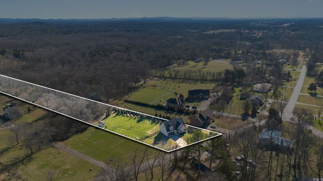 600 Twin Oak Dr, Murfreesboro, TN 37130