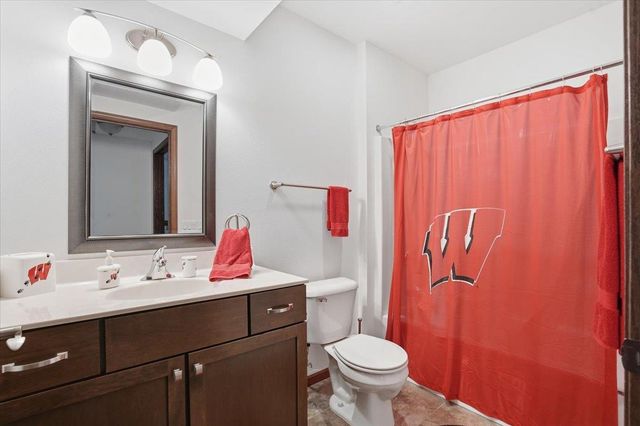 178 Elliott Lane, Oregon, WI 53575