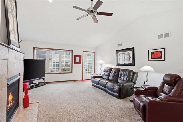 178 Elliott Lane, Oregon, WI 53575