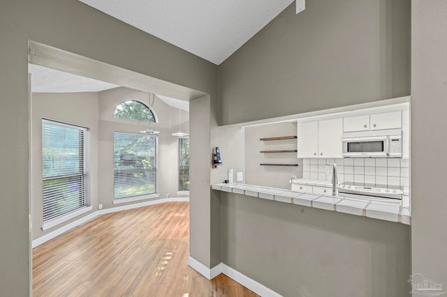 3881 Leesway Cir, Pensacola, FL 32504