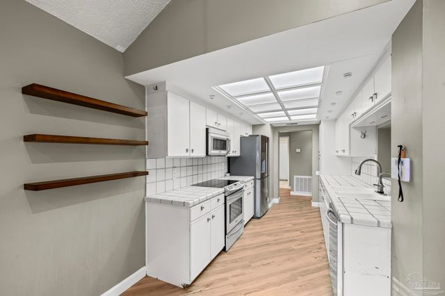 3881 Leesway Cir, Pensacola, FL 32504