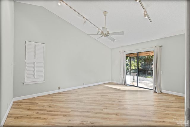 3881 Leesway Cir, Pensacola, FL 32504