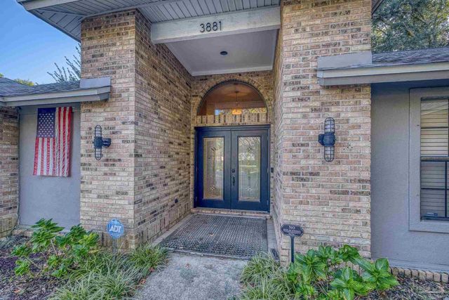 3881 Leesway Cir, Pensacola, FL 32504