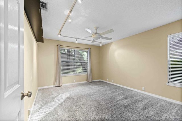 3881 Leesway Cir, Pensacola, FL 32504