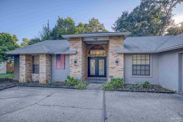 3881 Leesway Cir, Pensacola, FL 32504