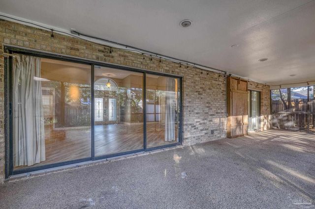 3881 Leesway Cir, Pensacola, FL 32504