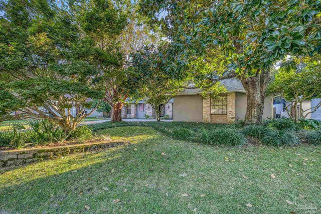 3881 Leesway Cir, Pensacola, FL 32504