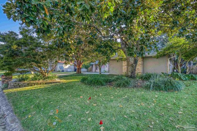 3881 Leesway Cir, Pensacola, FL 32504