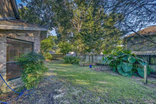 3881 Leesway Cir, Pensacola, FL 32504