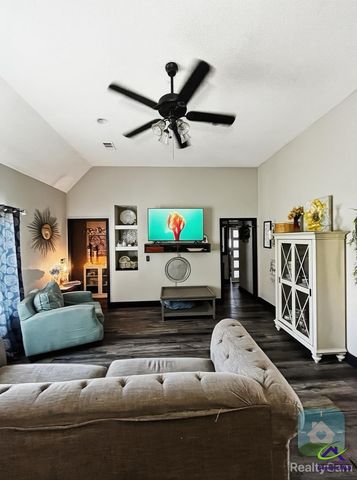 203 Doublegate Drive, Bonaire, GA 31005