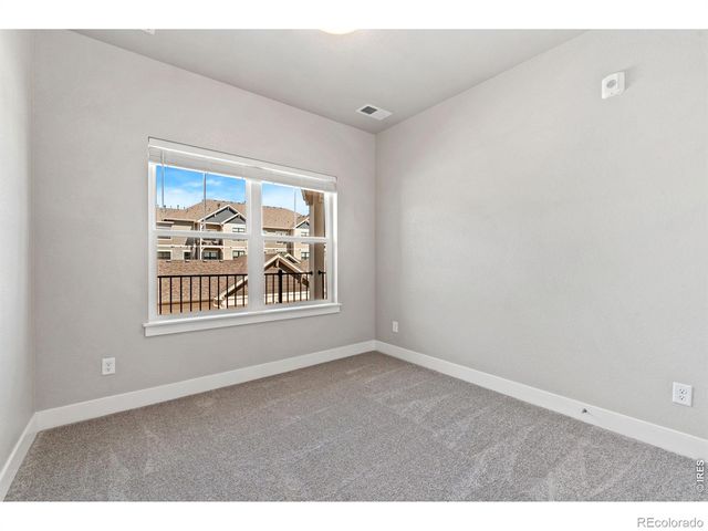 265 High Point Drive 205, Longmont, CO 80504