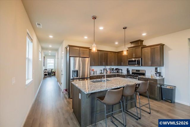 1548 Nolan Av SE, Albany, OR 97322