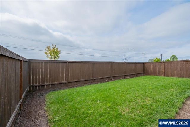 1548 Nolan Av SE, Albany, OR 97322